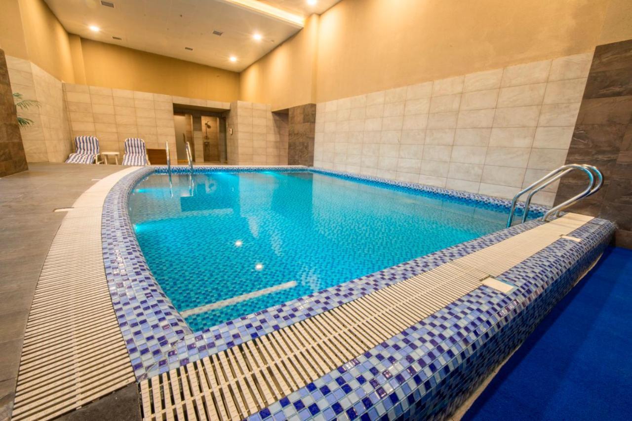 Centaurus Hotel Suites Исламабад Экстерьер фото